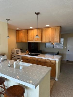Interior, Kitchen, Pendant Lights, Recessed Lighting, Tile Countertops
