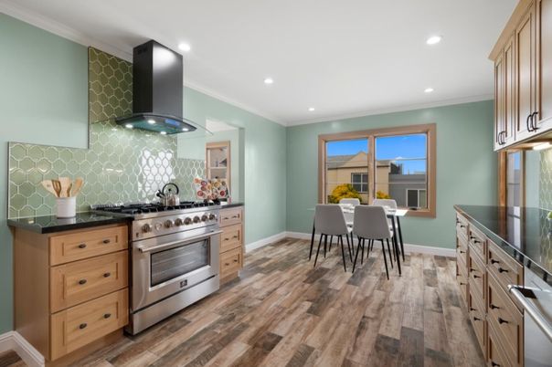 Dining room, Interior, Kitchen, Recessed Lighting, Stainless Steel Appliances, Wood Texture Flooring