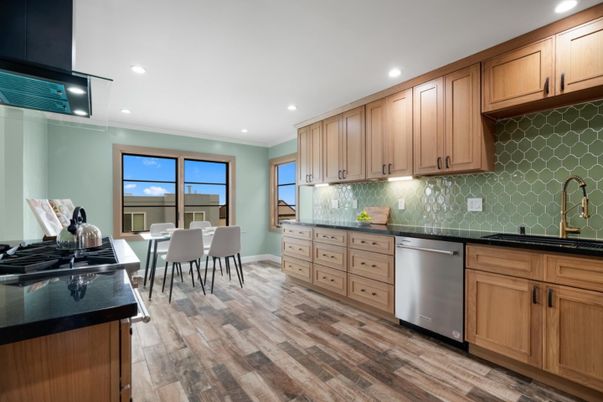 Dining room, Interior, Kitchen, Recessed Lighting, Wood Texture Flooring