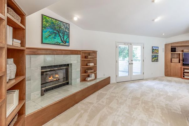 Empty room, Fireplace, Interior, Recessed Lighting