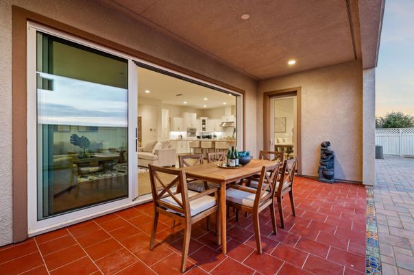 Dining room, Interior, Kitchen, Recessed Lighting, Stainless Steel Appliances