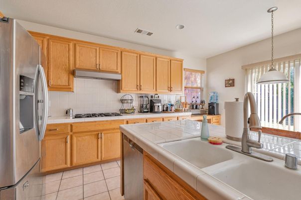 Interior, Kitchen, Pendant Lights, Recessed Lighting, Tile Countertops