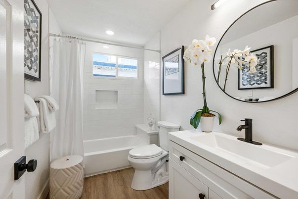 Bathroom, Interior, Recessed Lighting, Wood Texture Flooring