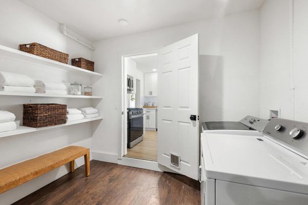 Interior, Kitchen, Recessed Lighting, Washer, Wood Texture Flooring