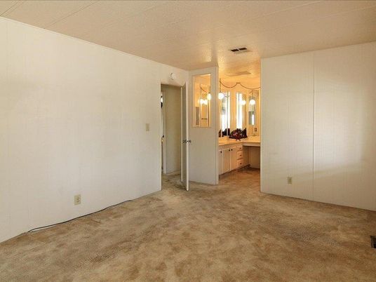 Bathroom, Empty room, Interior