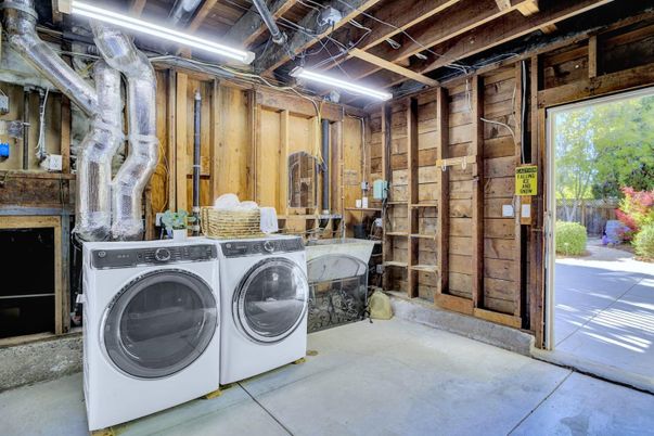 Interior, Washer, Wooden Walls