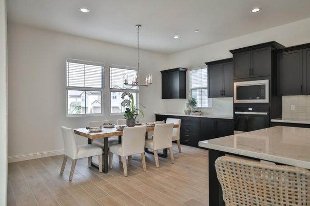 Dining room, Interior, Kitchen, Pendant Lights, Recessed Lighting, Wood Texture Flooring