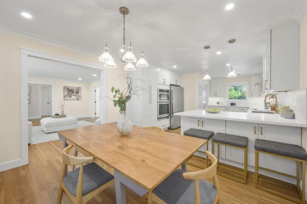 Dining room, Interior, Kitchen, Living room, Pendant Lights, Recessed Lighting, Stainless Steel Appliances, Wood Texture Flooring