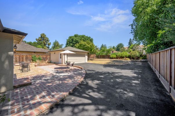 Backyard, Detached Garage, Exterior