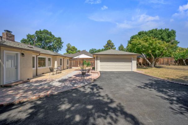 Backyard, Detached Garage, Exterior