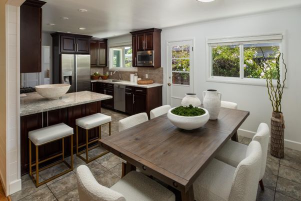 Dining room, Interior, Kitchen, Recessed Lighting, Stainless Steel Appliances