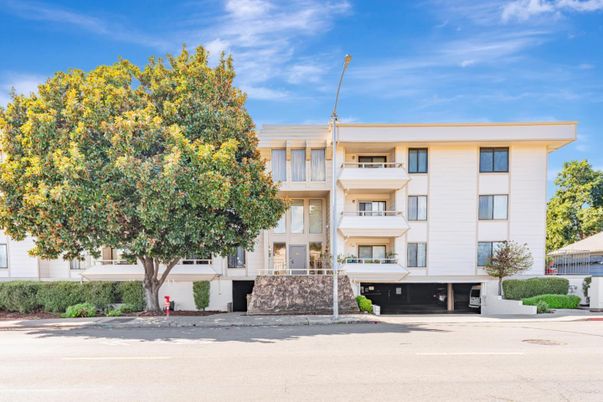 Exterior, Facade, Condo Building
