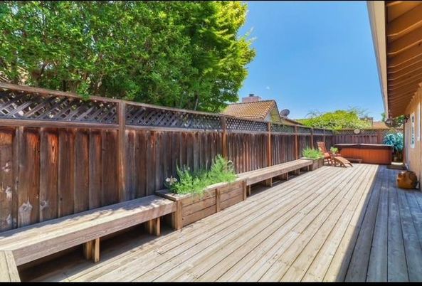 Exterior, Hot Tub, Wood Texture Flooring