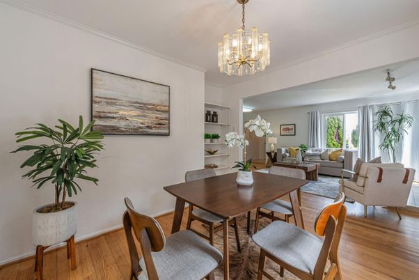 Chandelier, Dining room, Interior, Living room, Wood Texture Flooring