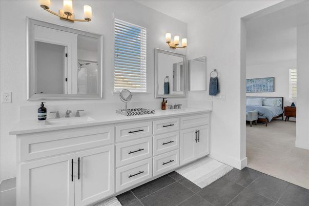Bathroom, Dual Sink Vanities, Interior
