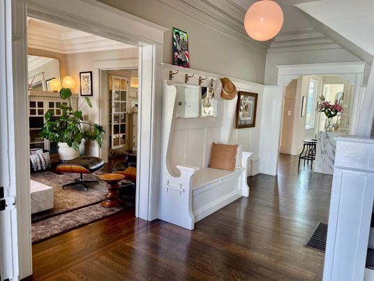 Interior, Pendant Lights, Wood Texture Flooring