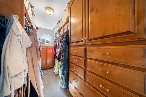 Interior, Walk-in Closets