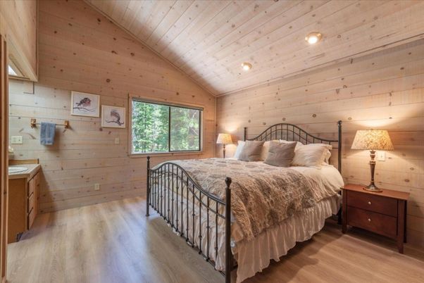 Bedroom, Interior, Recessed Lighting, Wooden Ceilings, Wood Texture Flooring, Wooden Walls