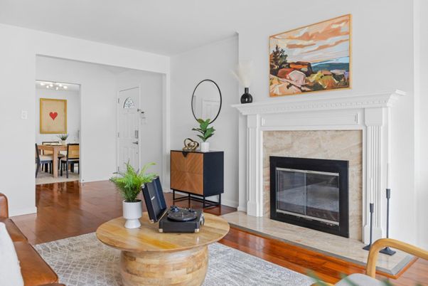Dining room, Fireplace, Interior, Wood Texture Flooring