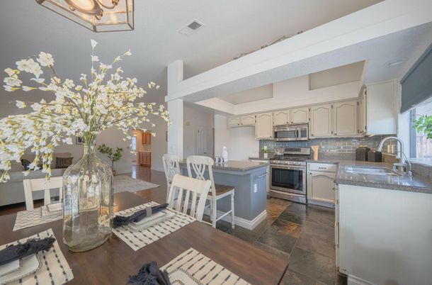 Dining room, Interior, Kitchen, Stainless Steel Appliances