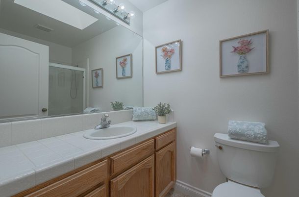 Bathroom, Interior, Tile Countertops