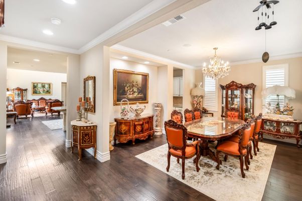 Chandelier, Dining room, Interior, Living room, Recessed Lighting, Wood Texture Flooring