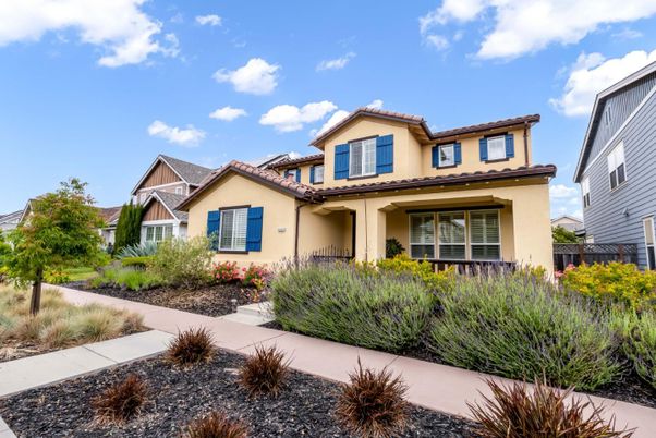 Backyard, Exterior, Facade, Mediterranean