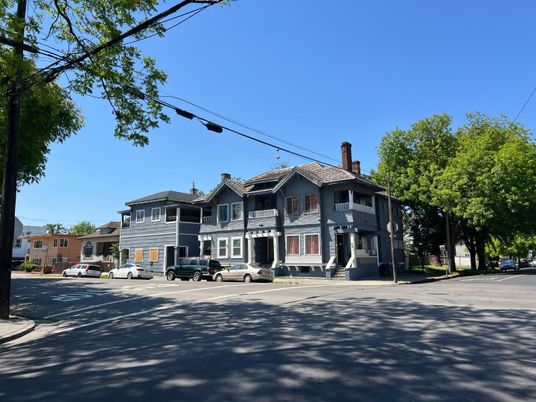 Exterior, Facade, Queen Anne Victorian