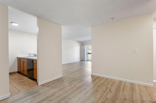 Empty room, Interior, Kitchen, Wood Texture Flooring