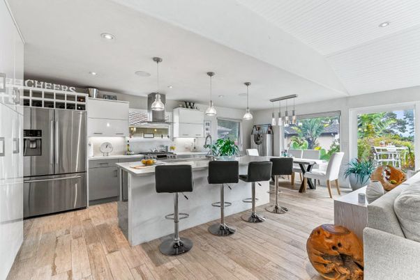 Dining room, Interior, Kitchen, Pendant Lights, Recessed Lighting, Stainless Steel Appliances, Wood Texture Flooring