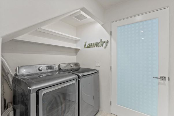 Interior, Washer