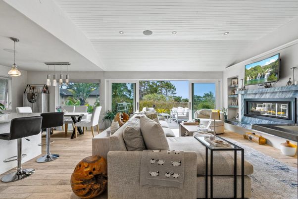 Dining room, Fireplace, Interior, Living room, Pendant Lights, Recessed Lighting, Wood Texture Flooring