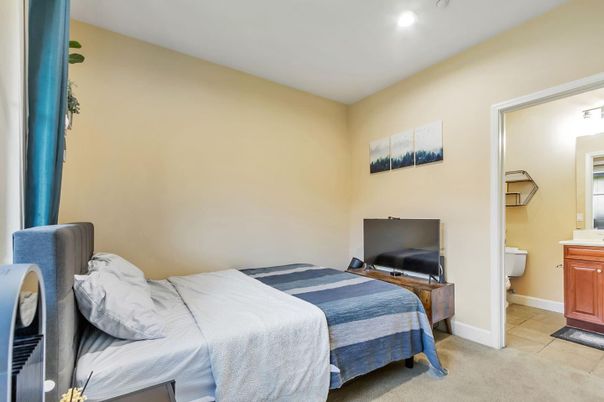 Bathroom, Bedroom, Interior, Recessed Lighting