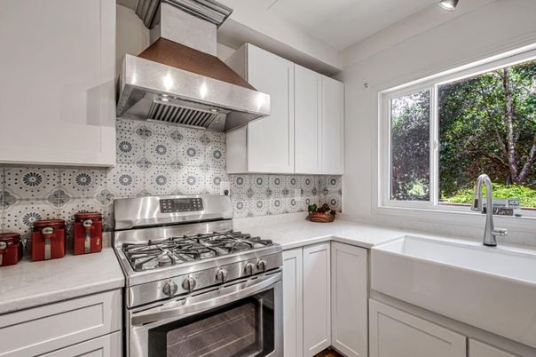 Interior, Kitchen, Stainless Steel Appliances