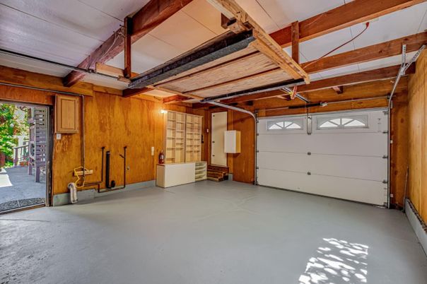 Garage, Interior, Wooden Beams, Wooden Walls