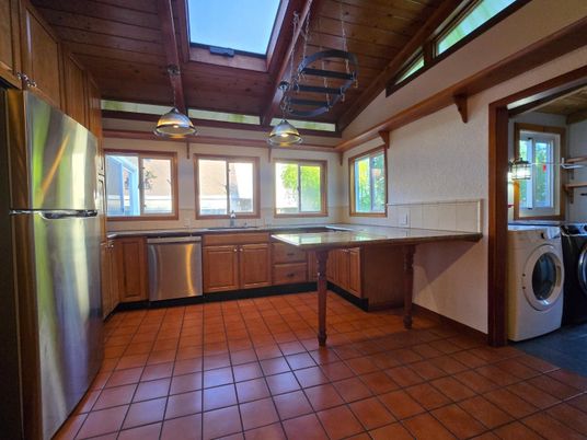 Interior, Kitchen, Washer, Wooden Ceilings