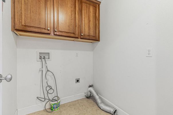 Bathroom, Interior, Tile Countertops