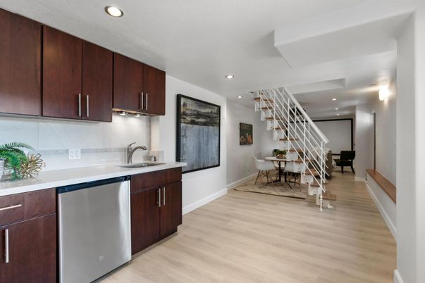 Dining room, Interior, Kitchen, Recessed Lighting, Wood Texture Flooring