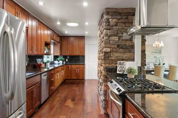 Chandelier, Dining room, Interior, Kitchen, Recessed Lighting, Stone Walls, Wood Texture Flooring