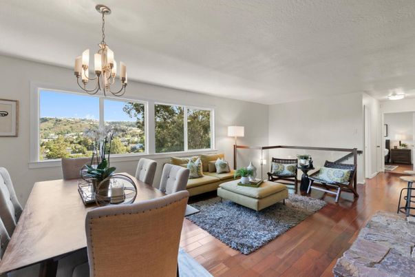 Chandelier, Dining room, Interior, Living room, Wood Texture Flooring