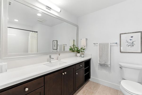 Bathroom, Interior, Recessed Lighting
