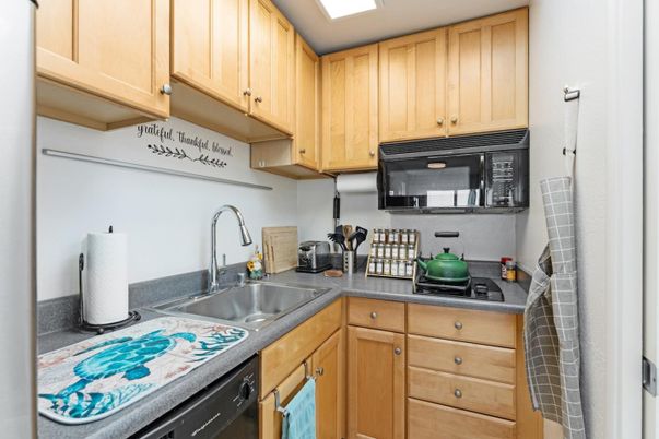 Interior, Kitchen, Tile Countertops