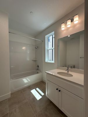 Bathroom, Interior, Recessed Lighting