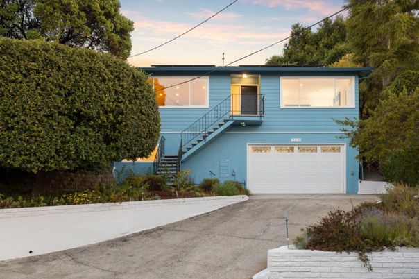 Attached, Exterior, Facade, Raised Ranch