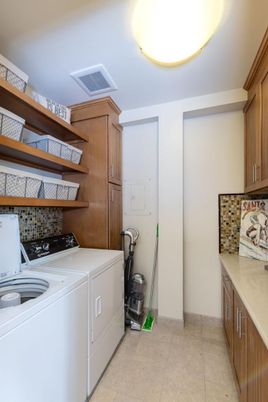 Interior, Washer