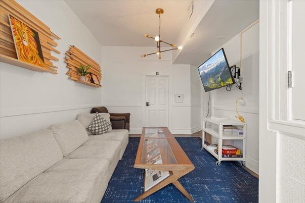 Interior, Living room, Pendant Lights