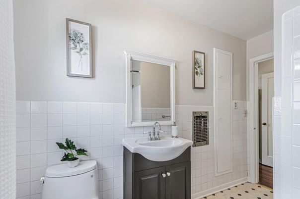 Bathroom, Interior