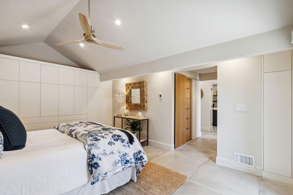 Bedroom, Interior, Recessed Lighting