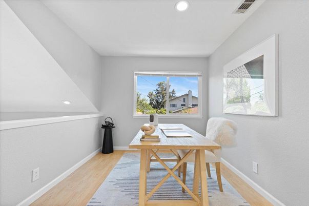 Home Office, Interior, Recessed Lighting, Wood Texture Flooring