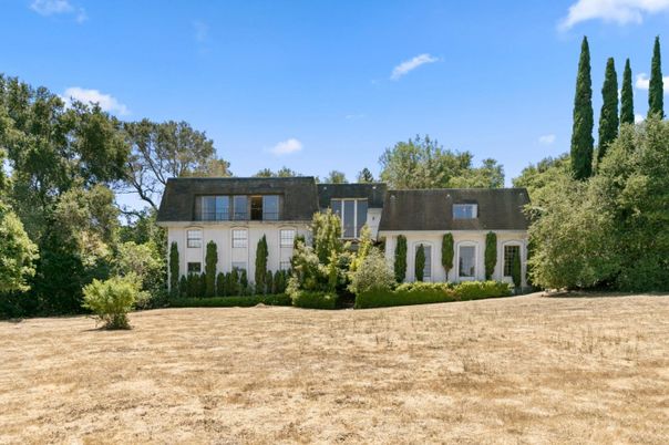 Backyard, Exterior, Facade, French Provincial